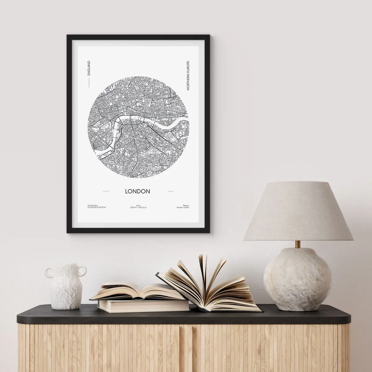 Poster în ramă neagră - O hartă minimalistă alb-negru a Londrei - 50x70cm - Anatomia Londrei - Decorațiune modernă pentru perete pentru living și dormitor ARTTOR
