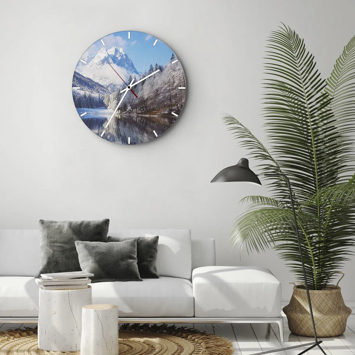 Ceas de perete - Ceas pe sticlă - Munții de iarnă reflectați într-un lac liniștit - 30x30cm - Veghe de zăpadă - Decorațiune modernă pentru perete pentru living, bucătărie și dormitor ARTTOR