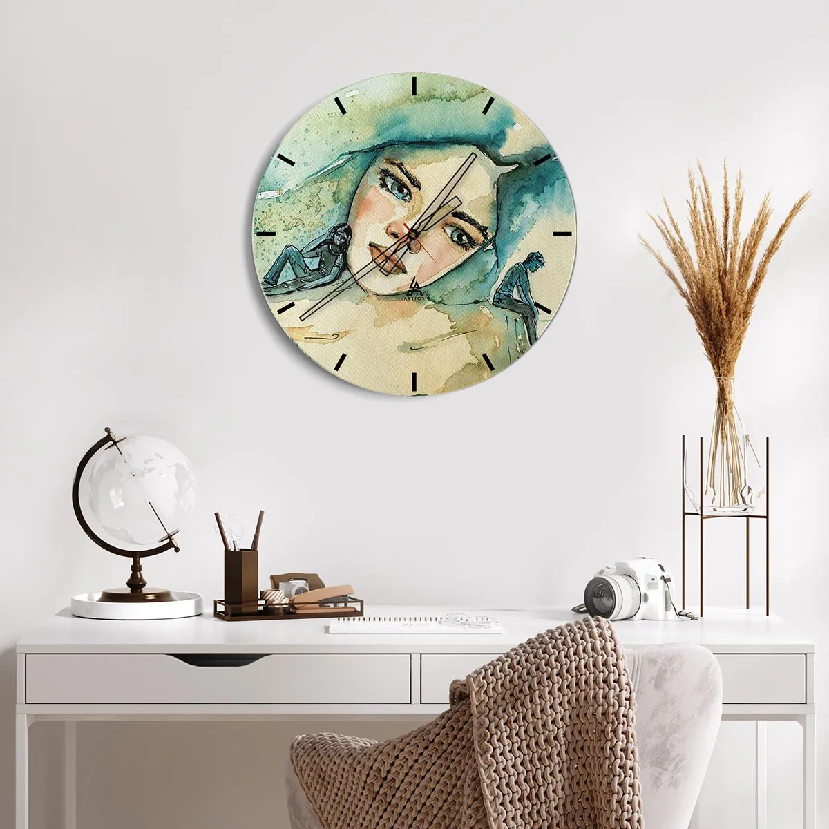 Ceas de perete - Ceas pe sticlă - Portret artistic al unei femei și siluete în nuanțe de albastru - 30x30cm - Am I blue? - Decorațiune modernă pentru perete pentru living, bucătărie și dormitor ARTTOR