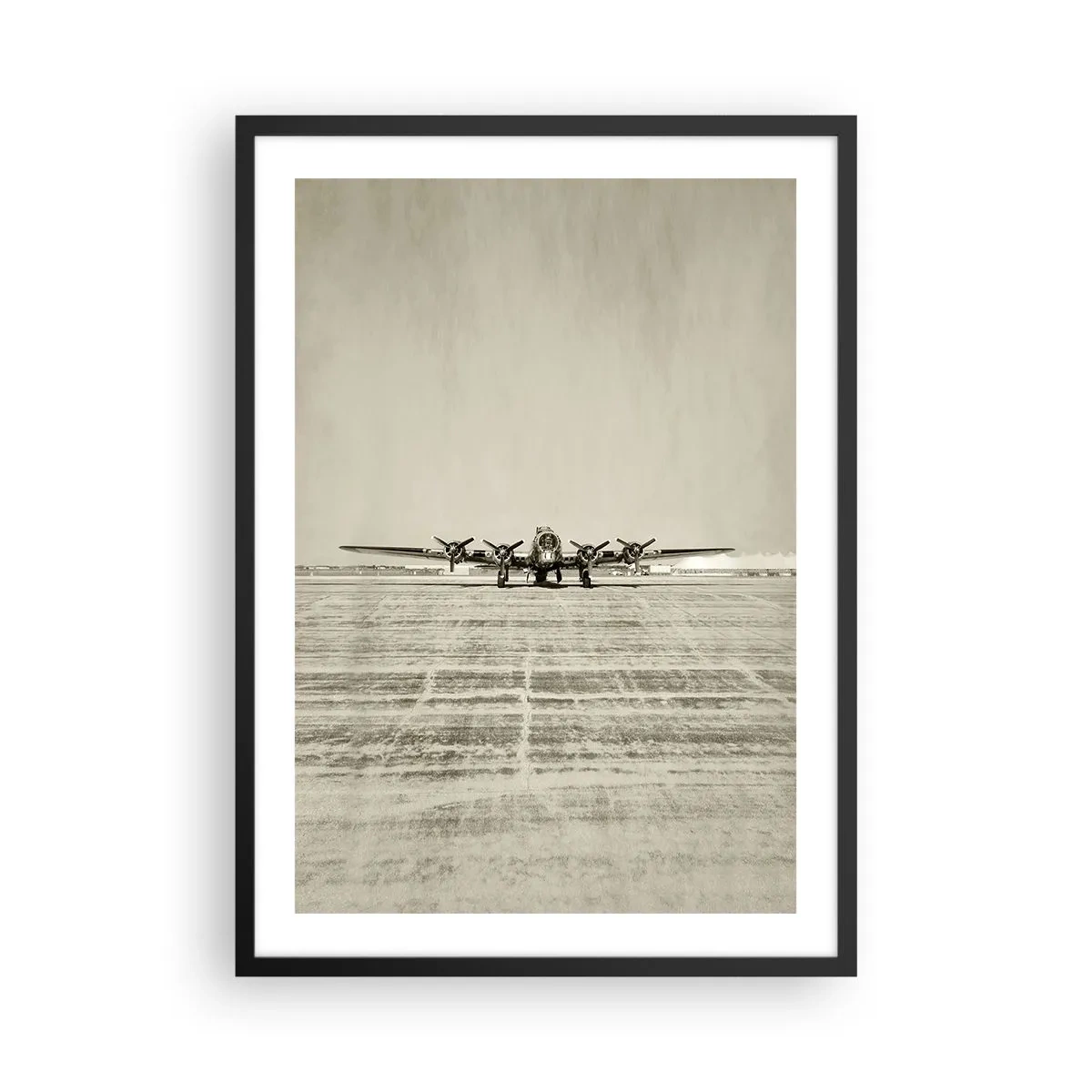 Poster în ramă neagră - Un avion de epocă pe pistă - 50x70cm - Pregătit, ca întotdeauna - Decorațiune modernă pentru perete pentru living și dormitor ARTTOR