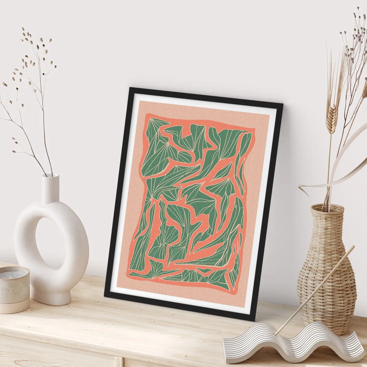 Poster în ramă neagră - Model abstract de frunze în nuanțe de verde și teracotă - 50x70cm - Lupta dintre coral și verde - Decorațiune modernă pentru perete pentru living și dormitor ARTTOR