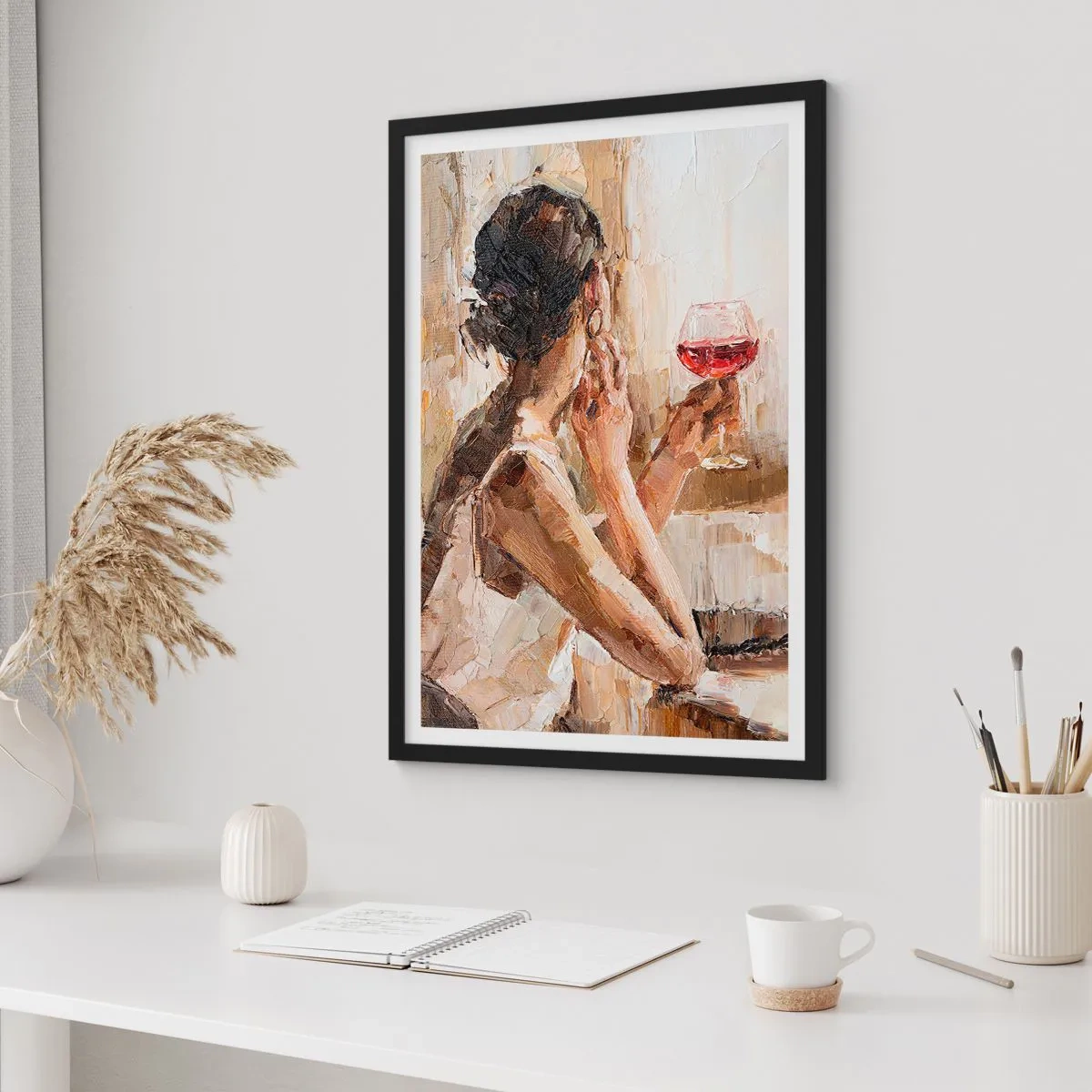 Poster în ramă neagră - O femeie ținând un pahar de vin, cu o privire gânditoare - 50x70cm - Gustul unui moment bun - Decorațiune modernă pentru perete pentru living și dormitor ARTTOR