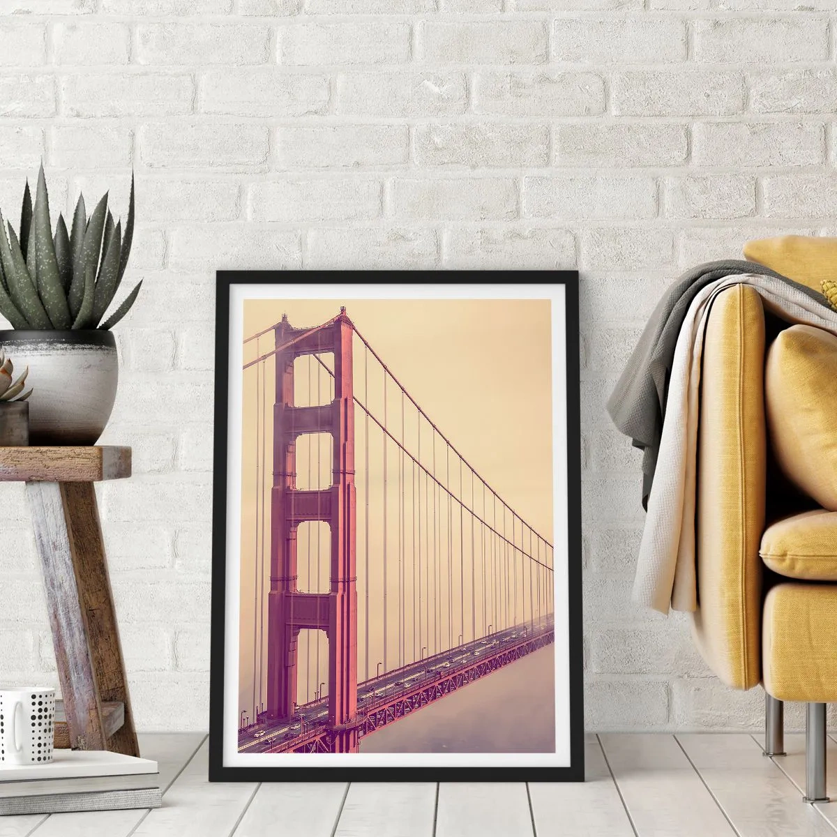Poster în ramă neagră - Podul Golden Gate în ceață vintage - 50x70cm - Între cer și pământ - Decorațiune modernă pentru perete pentru living și dormitor ARTTOR