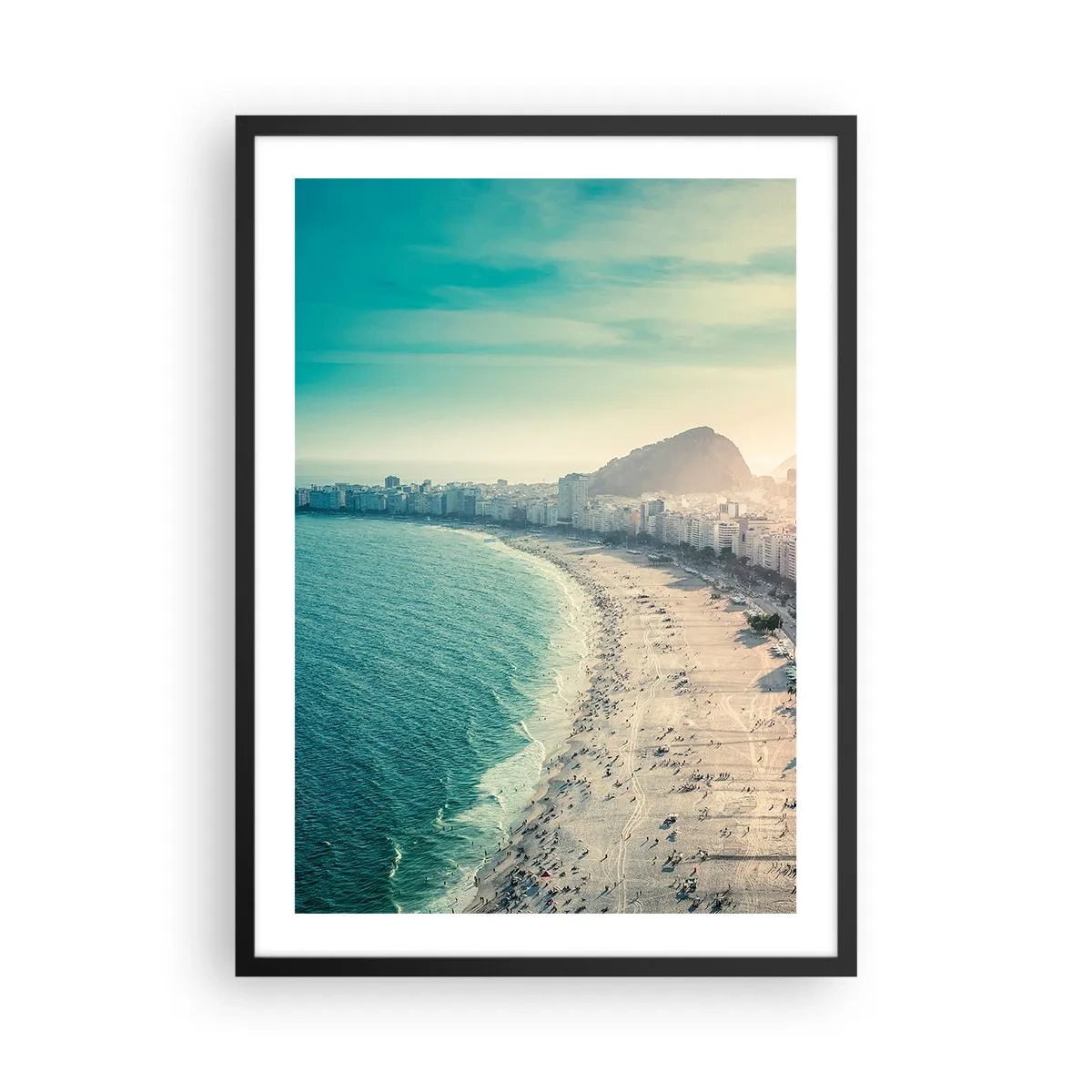 Poster în ramă neagră - Vedere a plajei și a orașului la apus - 50x70cm - Vacanță perpetuă în Rio - Decorațiune modernă pentru perete pentru living și dormitor ARTTOR