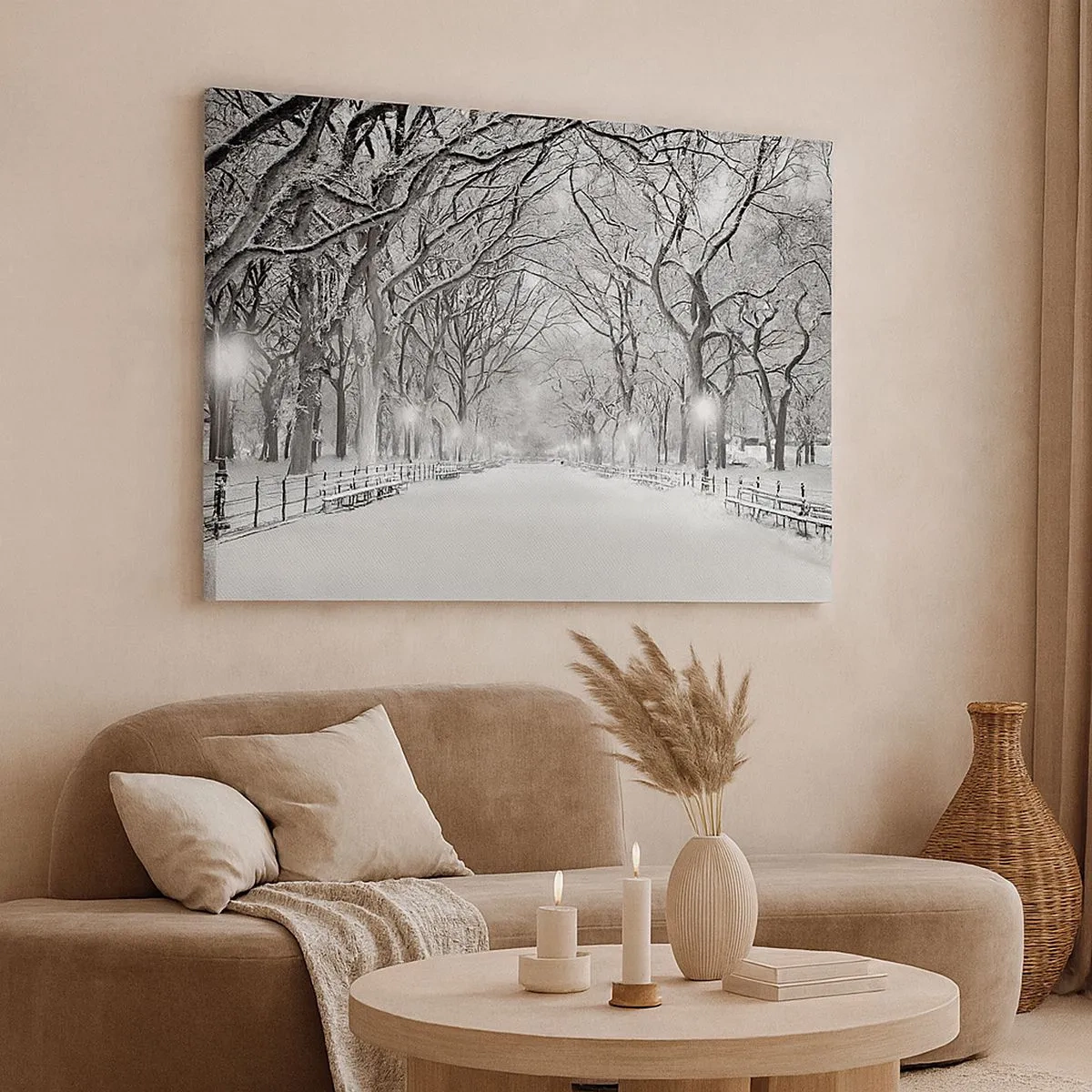 Tablou pe pânză Canvas - O alee de iarnă cu copaci acoperiți de zăpadă în monocrom - 70x50cm - Cele patru anotimpuri – iarna - Decorațiune modernă pentru perete pentru living și dormitor ARTTOR