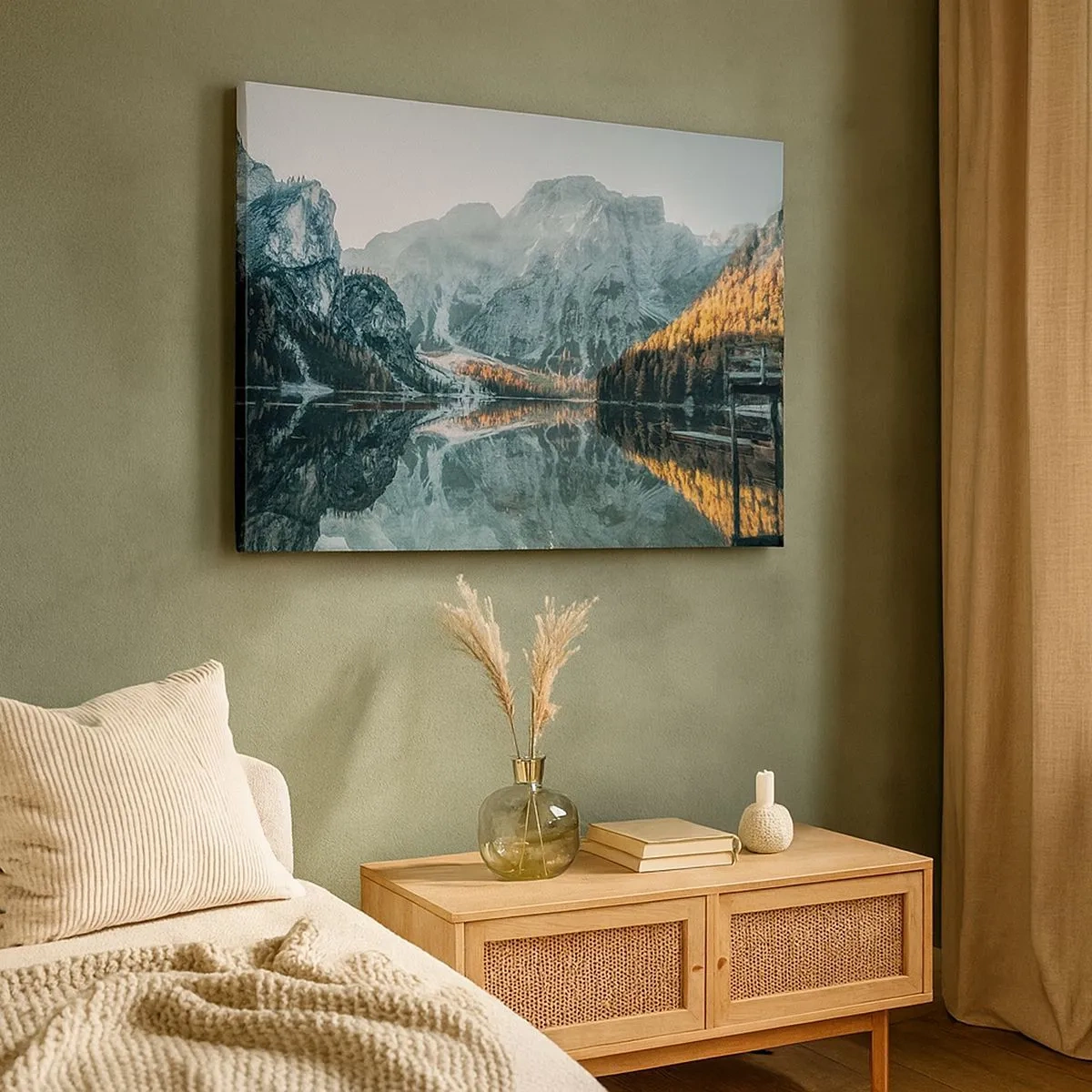 Tablou pe pânză Canvas - Un peisaj montan reflectat în suprafața calmă a unui lac - 70x50cm - Peisaj în oglindă - Decorațiune modernă pentru perete pentru living și dormitor ARTTOR