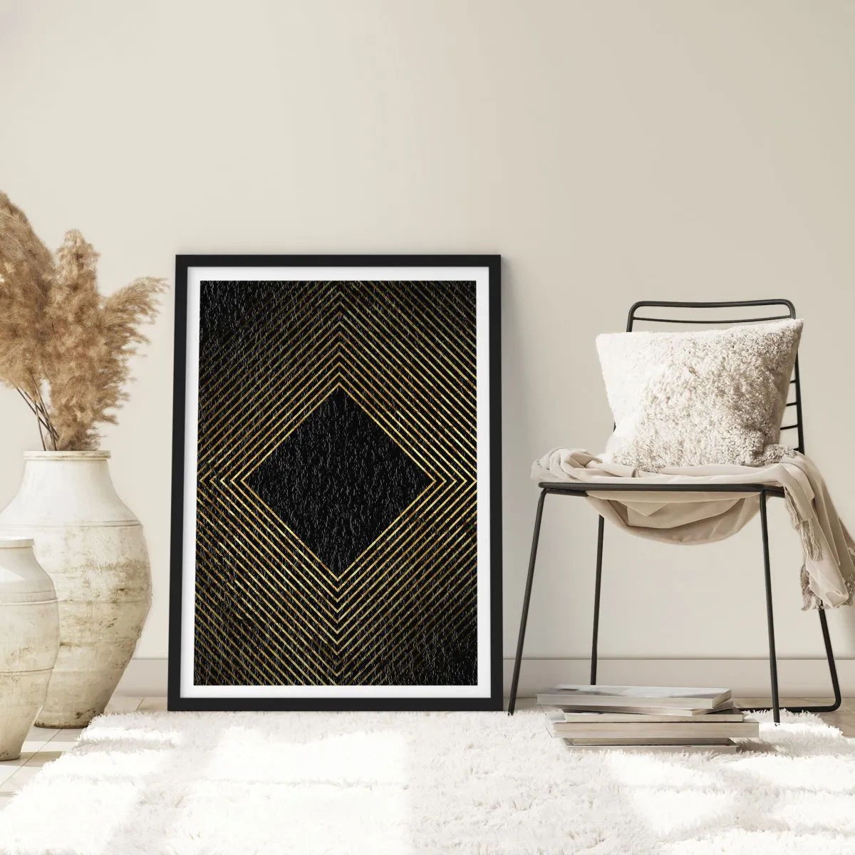 Poster în ramă neagră - Linii geometrice aurii pe fundal negru - 50x70cm - Geometrie în stil glamour - Decorațiune modernă pentru perete pentru living și dormitor ARTTOR