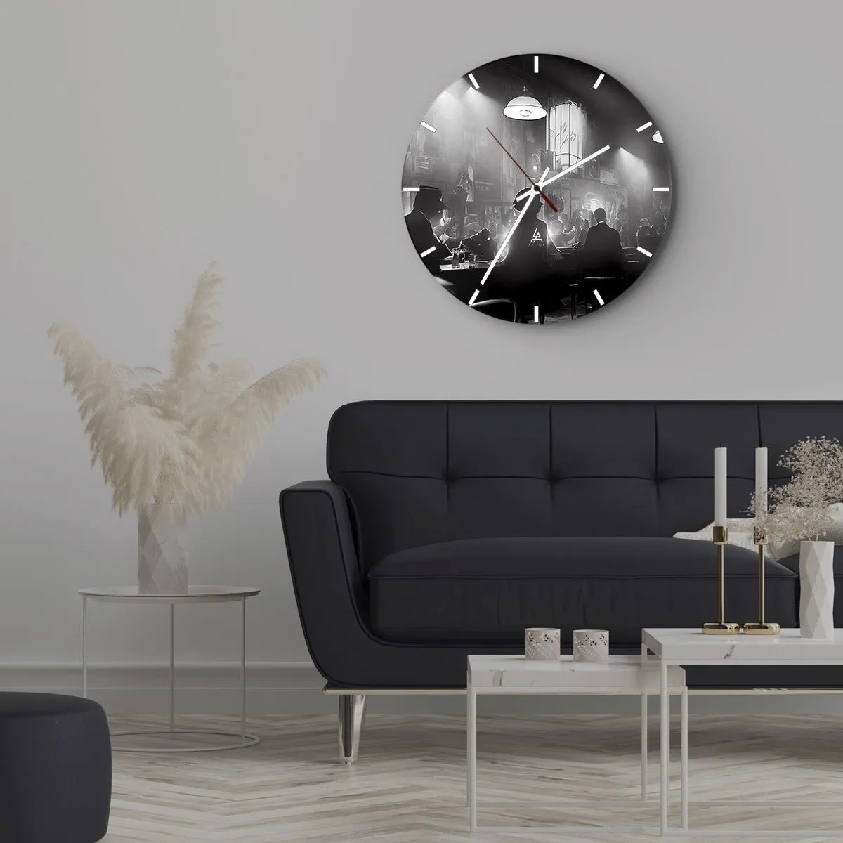 Ceas de perete - Ceas pe sticlă - Scenă alb-negru dintr-un club de jazz cu siluete de invitați - 30x30cm - În stil jazz - Decorațiune modernă pentru perete pentru living, bucătărie și dormitor ARTTOR
